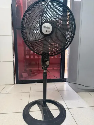 Ventilador de pé Mondial Super Power 40 6 pás
