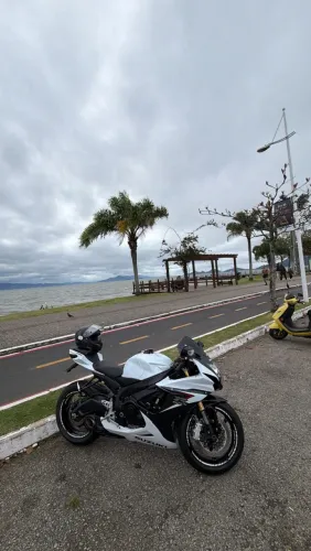 Apenas vendo moto Srad GSX-750