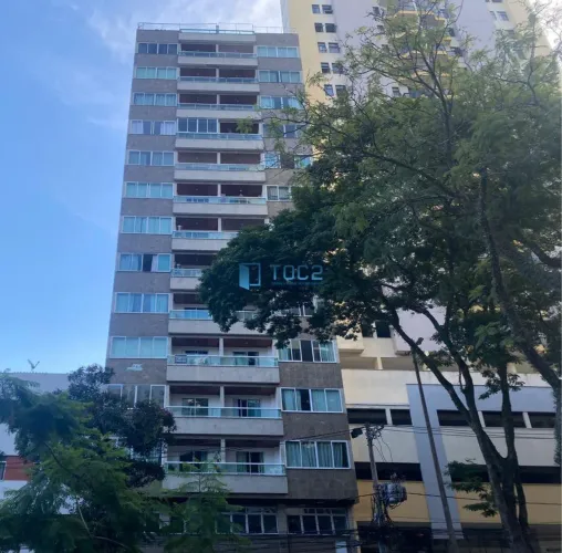 Apartamento mobiliado para alugar com ótima localização na Av. Barão do Rio Branco | 84m² 