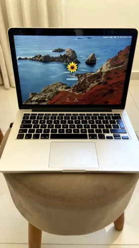MacBook 2012 chip intel core i5