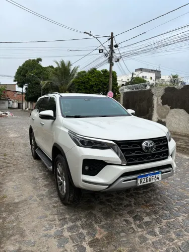 Toyota Hilux SW4 SRX 4X4 2.8 TDI 16V Dies. Aut. 2021