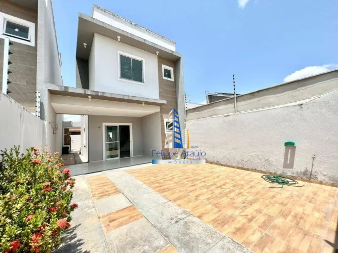 Casa com 3 dormitórios à venda, 139 m² por R$ 480.000 - São Bento - Fortaleza/CE
