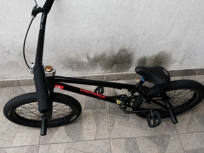 Vendo bmx para manobras