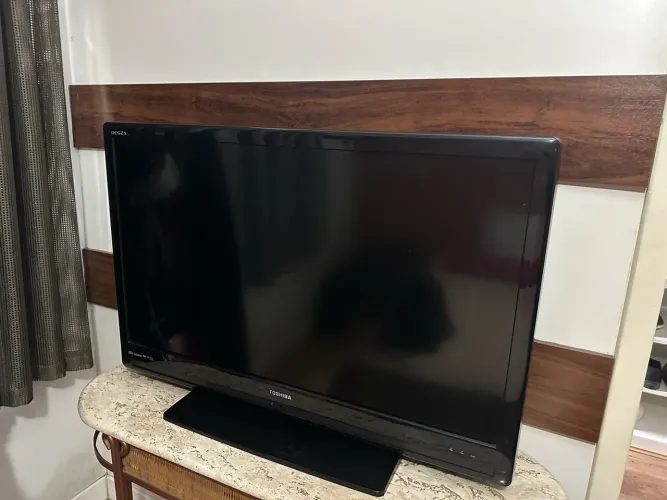Televisão 42 Toshiba
