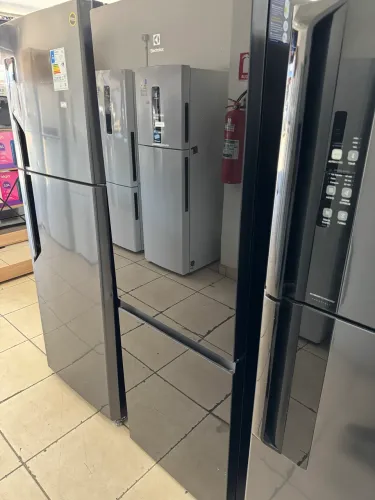 Geladeira Electrolux Espelhada 
