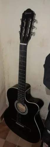 Vendo violão Giannini