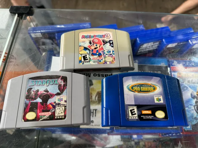 Cartuchos de Nitendo 64
