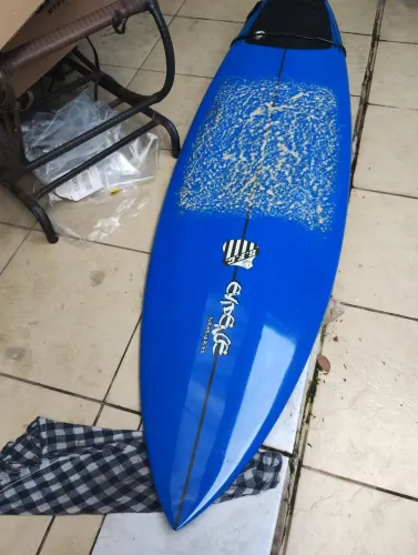 Prancha de surf semi nova