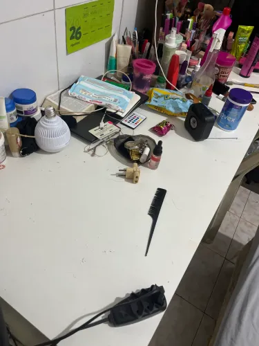 Bancada/ penteadeira/ escrivaninha