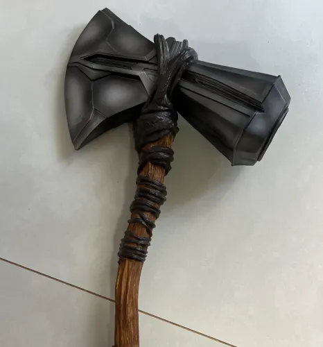 Machado Thor Stormbreaker Escala 1:1 Tamanho Real