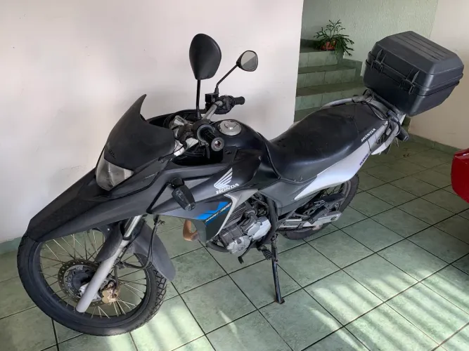 VENDO moto XRE 300