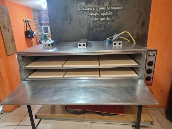 Forno Industrial de Pizza 
