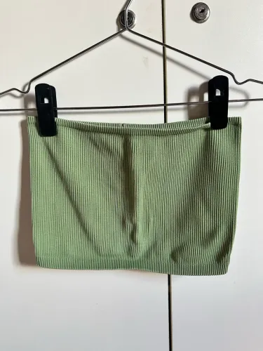 Roupas semi novas