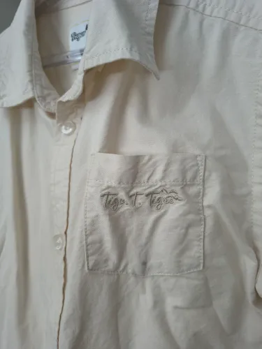 Camisa de botão infantil Tigor T Tigre