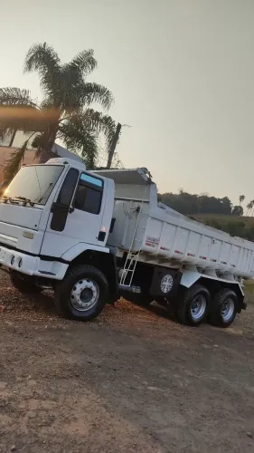 Ford Cargo 2628 traçado