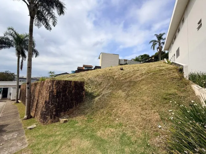 Venda | Terreno em condomínio no Córrego Grande