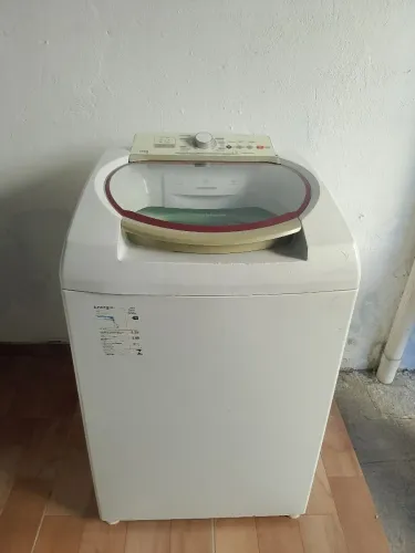 Máquina de lavar roupas Brastemp 11kg