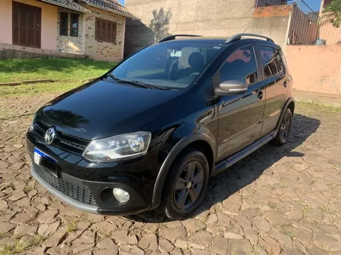 Volkswagen Crossfox 1.6 MI Total Flex 8V 5P 2012