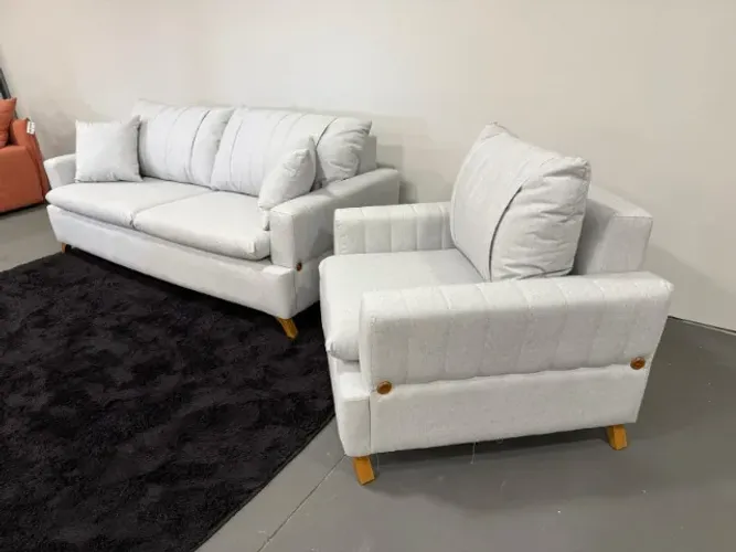 Sofá 2 Lugares + Poltrona com Pés de Madeira (Novo) Entrega Grátis! 
