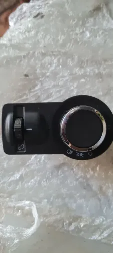 Botão farol original Chevrolet prisma/onix 