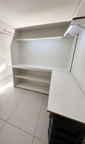 Bancada de trabalho em mdf