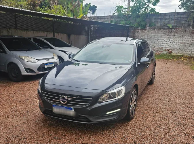 Volvo V60 T-5 Momentum 2.0 245cv 5P 2015
