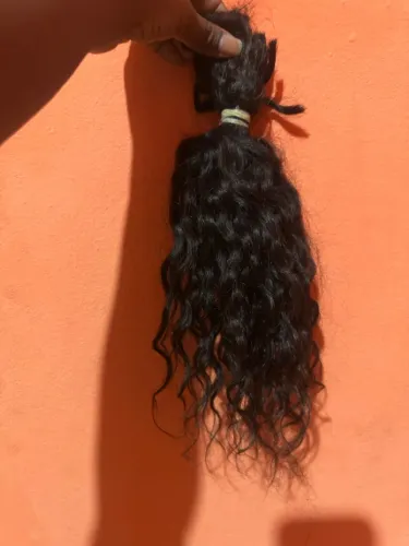 Vendo cabelo ondulado