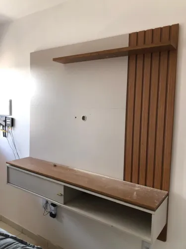 Painel ripado semi novo