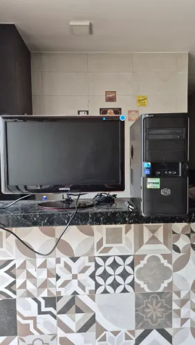 Vendo computador (cpu + monitor)