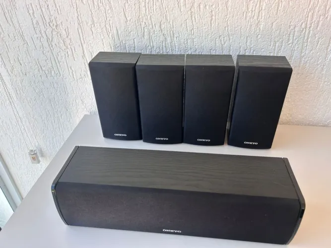 Caixas de som Onkyo
