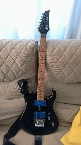 Guitarra stratocaster