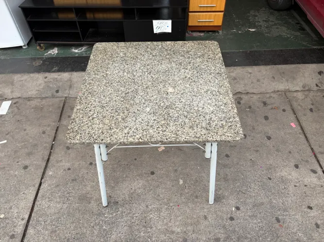 Mesa marmore quadrada