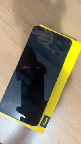 Poco C75 256GB / 8GB RAM - Impecável na Caixa (Sem Marcas de Uso)
