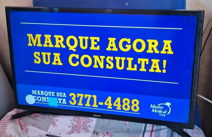 TV 32 Samsung smart faço entrega