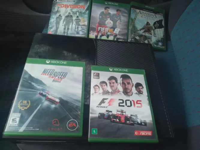 Xbox one mais 14 jogos
