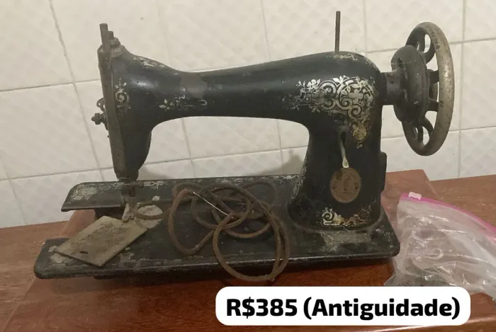 Máquina antiga - relíquia 