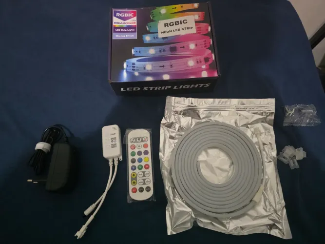 Fita LED Neon 3 metros (compatível com Tuya)