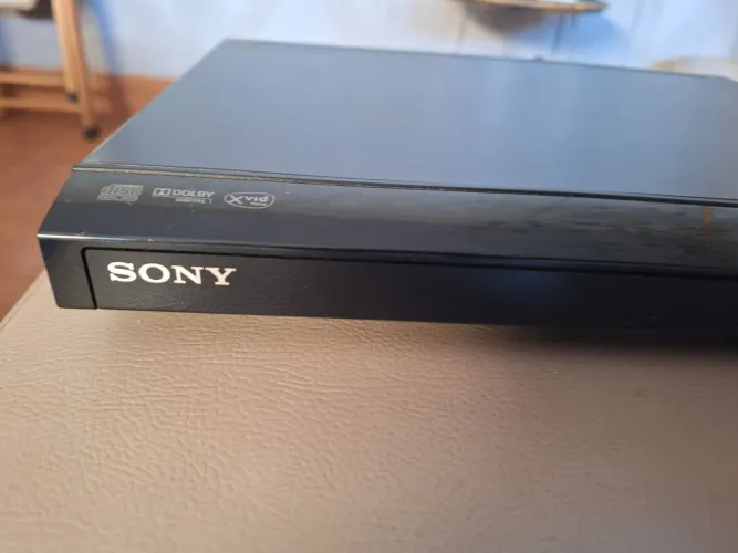 DVD Player Sony DVP - SR320