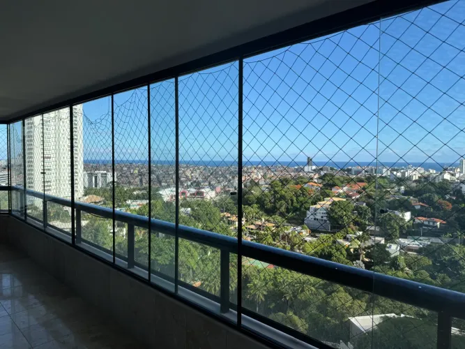 Imóvel p/ venda, 220 m2, 0 3 suítes, com gabinete, no Horto Florestal - Salvador - BA
