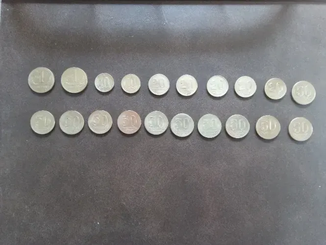 Moedas antigas 20 unidades