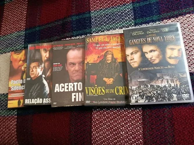Pacote com 5 Dvd's de ação e suspense com grande elenco - em perfeito estado!