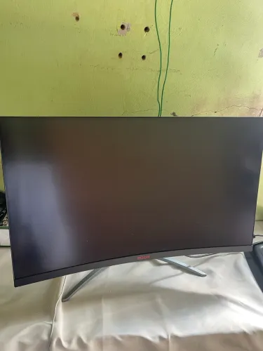 Monitor Gamer Agon