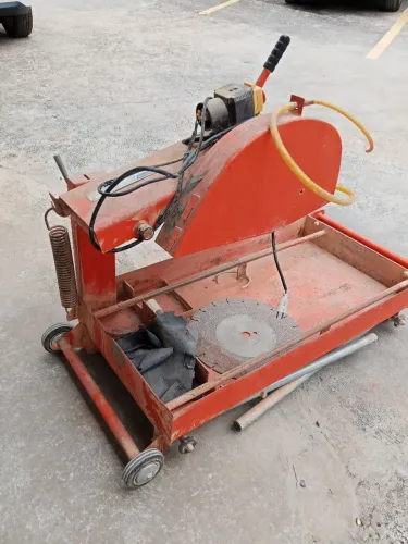 Máquina cortadora de bloco e tijolo