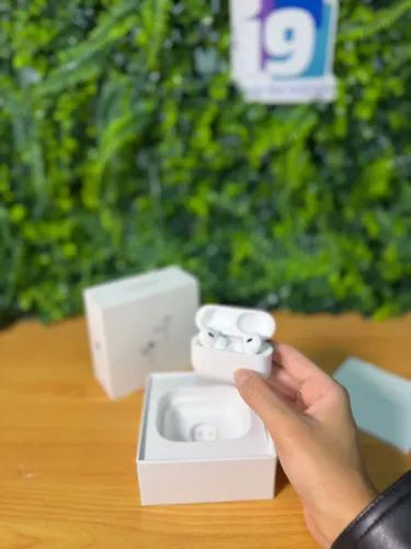 AirPods Pro 2 Com cancelamento de ruído Impecável