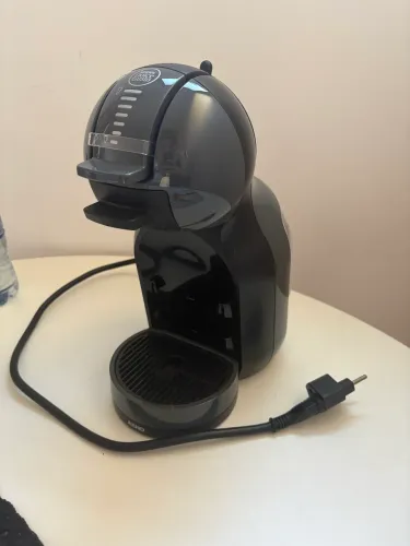 Cafeteira Mini Me Dolce Gusto Preta