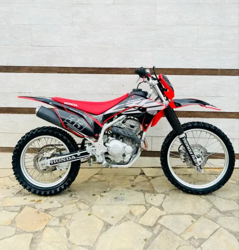 CRF 250F ÚNICO DONO