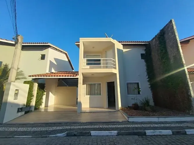 Casa á Venda com 3/4 no Condomínio Garden Ville na Santa Mônica II
