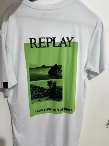 Camiseta autografada pelo Neymar