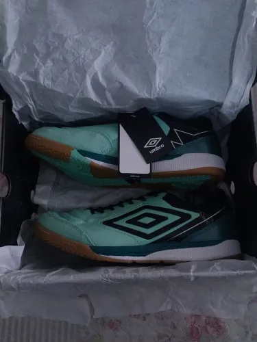 Umbro Adamant Masterclass Pro Bump Futsal Nova Tam. 43
