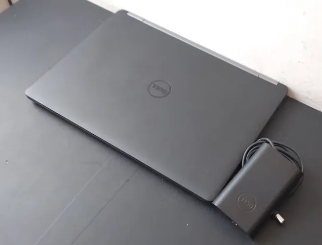 Notebook DELL i5/ SSD NVME